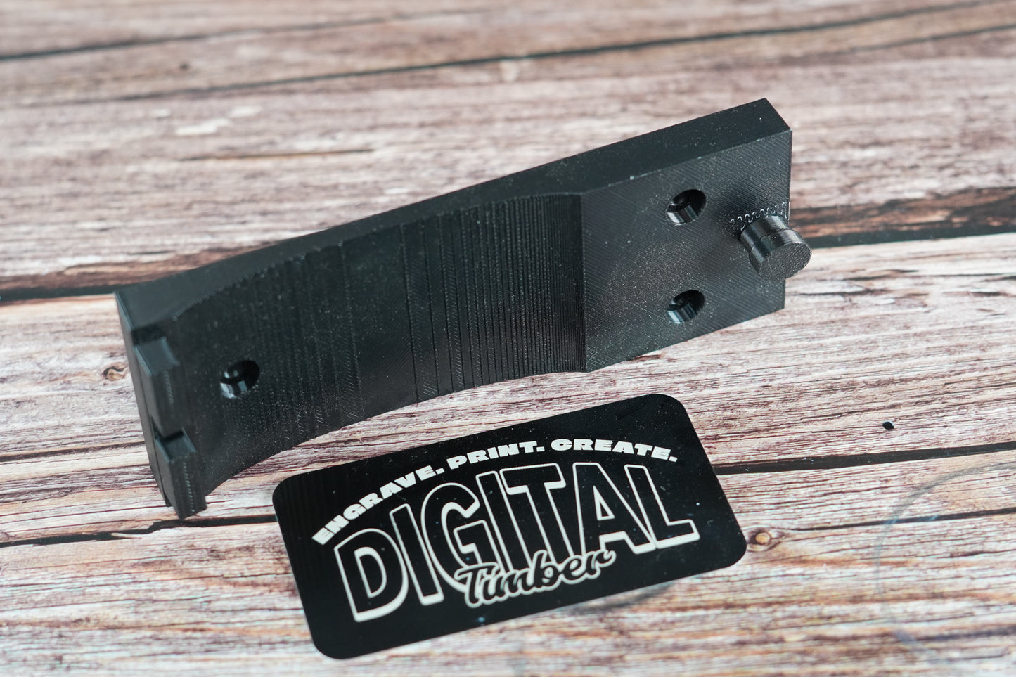 Milwaukee Blower & Weed Eater Wall Mount Kit – Secure Wall Hanger + FREE Attachment Holder