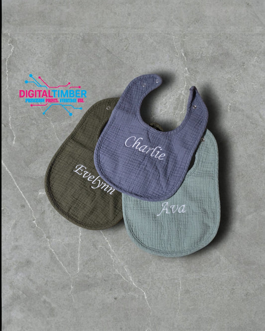 Personalized Baby Bib with Name Embroidery – Soft Muslin & Fleece – Custom Gift for Baby Shower, Newborn, or First Birthday